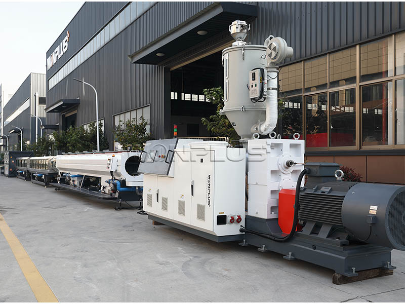 HDPE pipe extrusion line