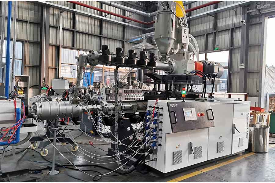 PPR HDPE 20-110mm 3 layers pipe manufacturing machine commissioning at factory